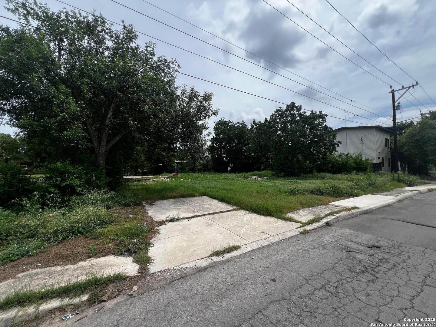 0.21 acres in Bexar County - photo 5