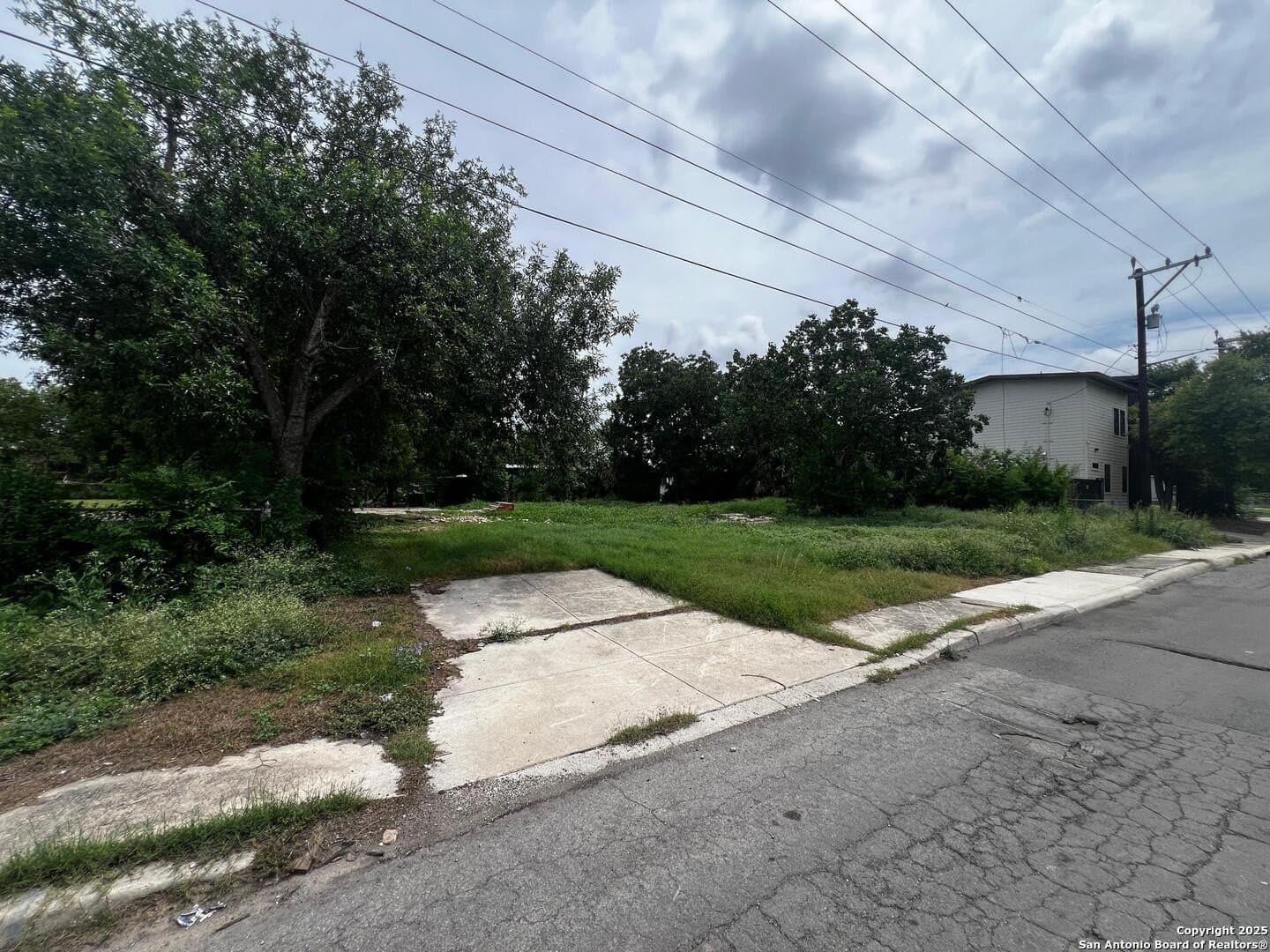 0.21 acres in Bexar County - photo 2