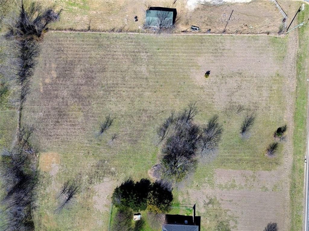 0.65 acres in Kaufman County - photo 4