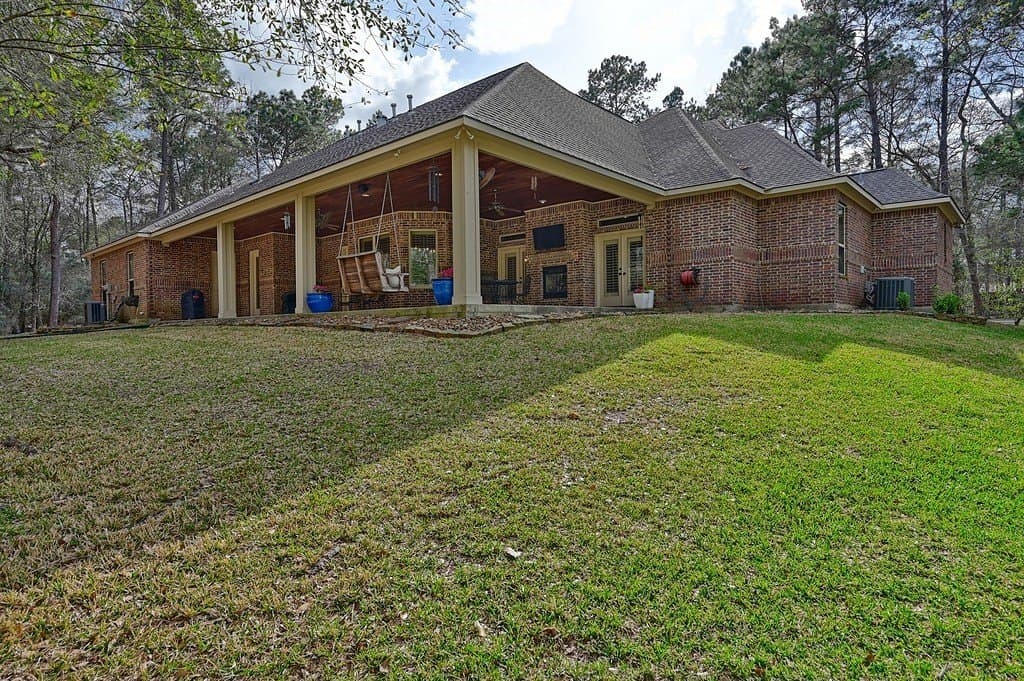 1.37 acres in Montgomery County - photo 28