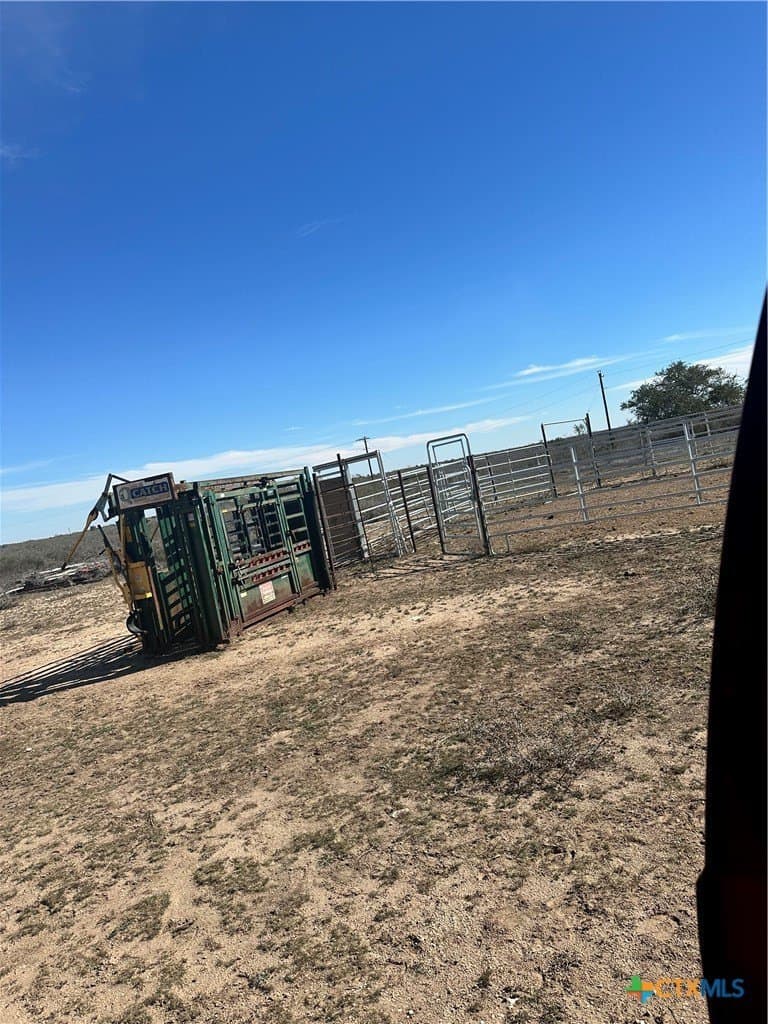 141.69 acres in Goliad County - photo 8