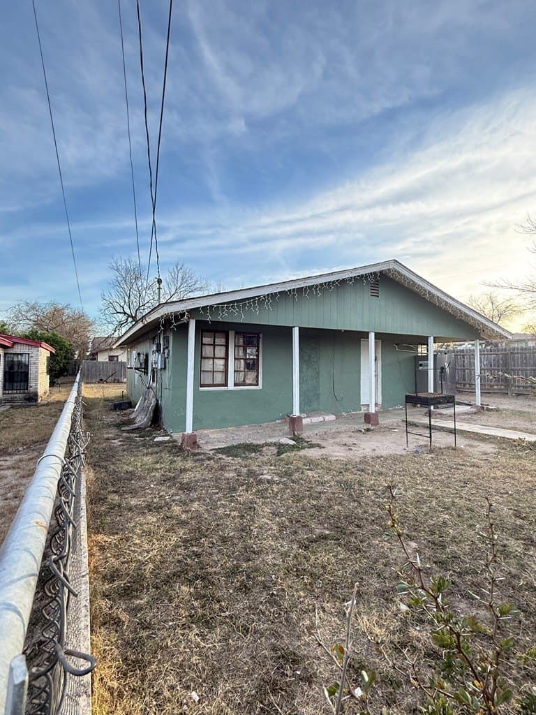 7,500 acres in Maverick County - photo 4
