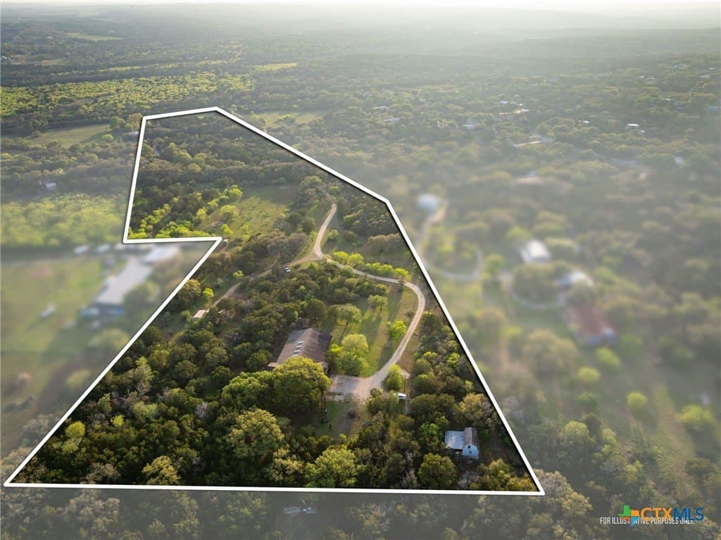 15.62 acres in Comal County - photo 2