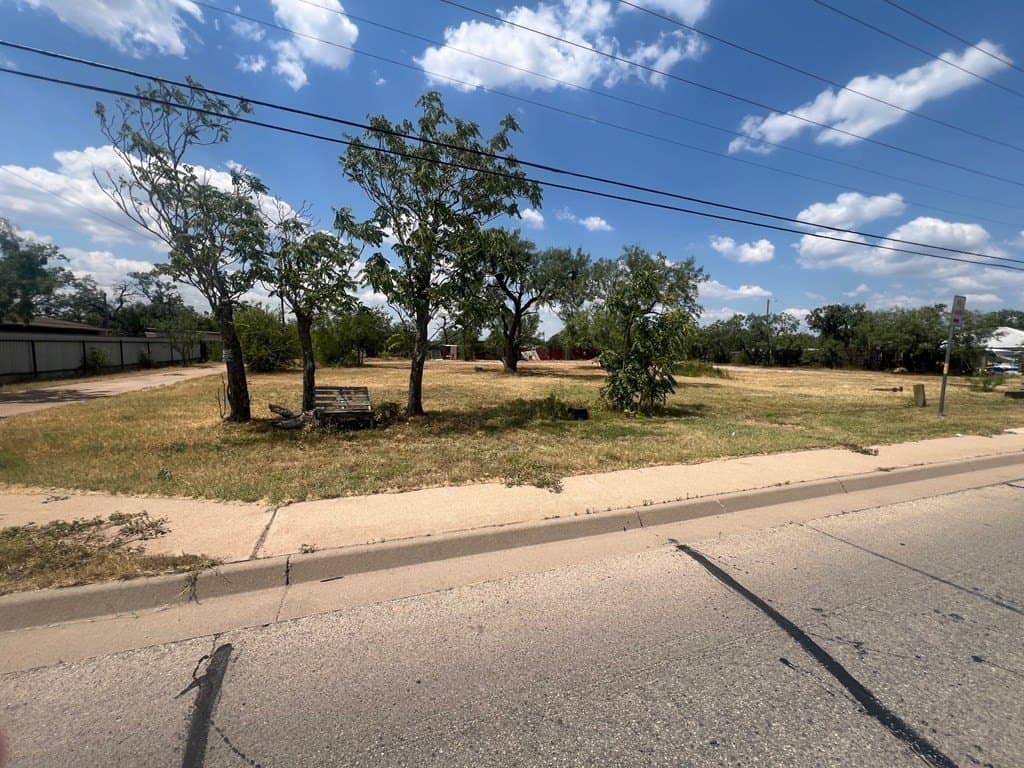 1.11 acres in Tom Green County - photo 2