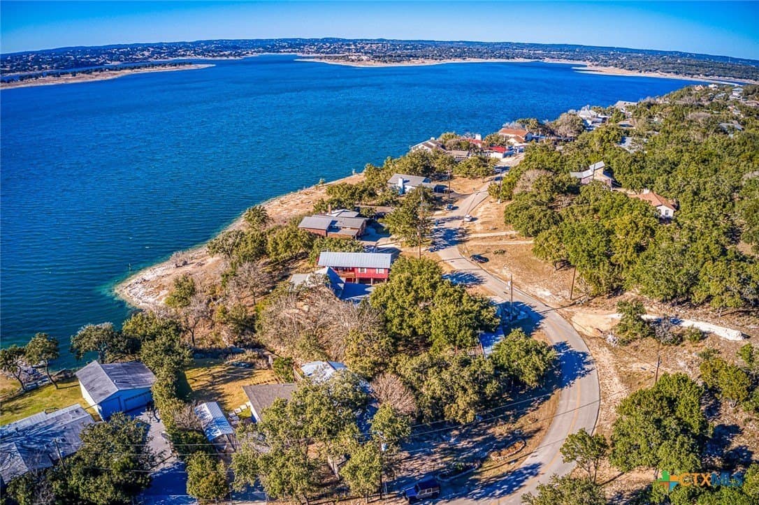 0.52 acres in Comal County - photo 19