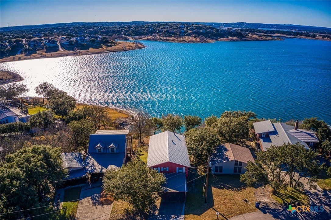 0.52 acres in Comal County - photo 17