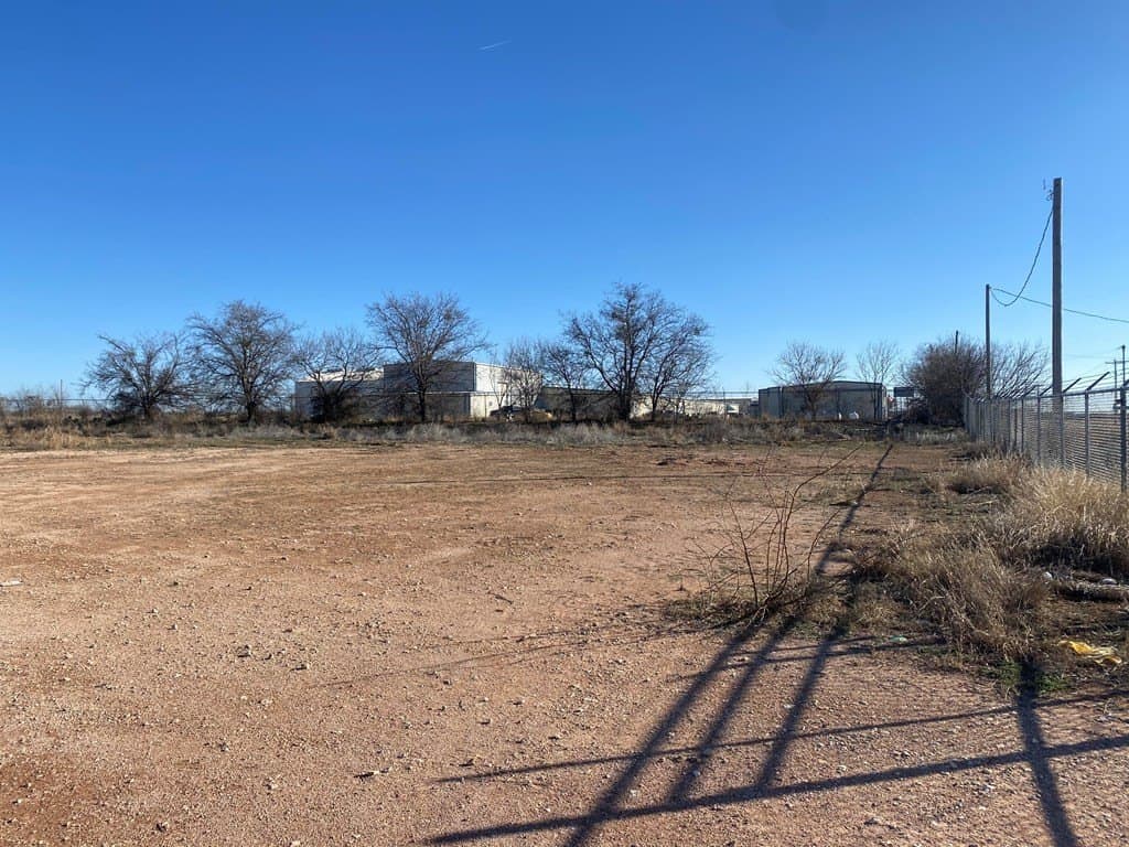 10 acres in Tom Green County - photo 5