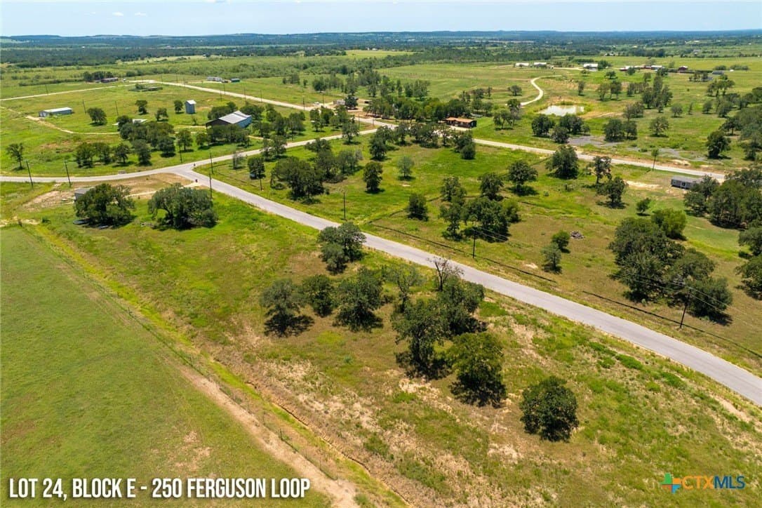 1 acres in Caldwell County - photo 9
