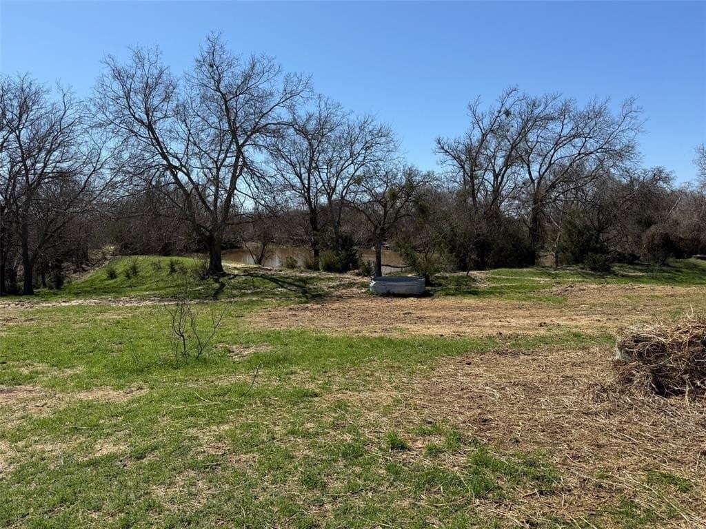 37.94 acres in Wise County - photo 12