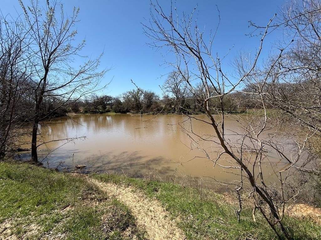 37.94 acres in Wise County - photo 14