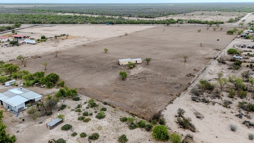 10.03 acres in Maverick County - photo 5
