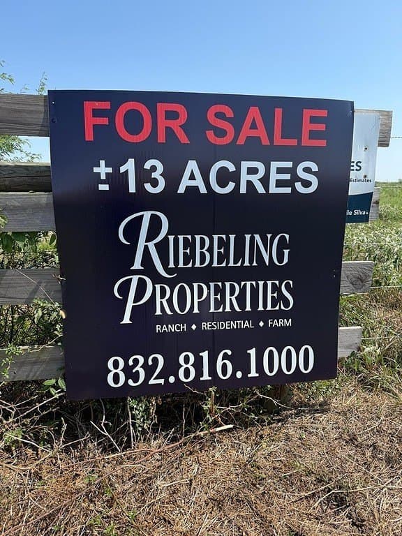 13.85 acres in Colorado County - photo 8