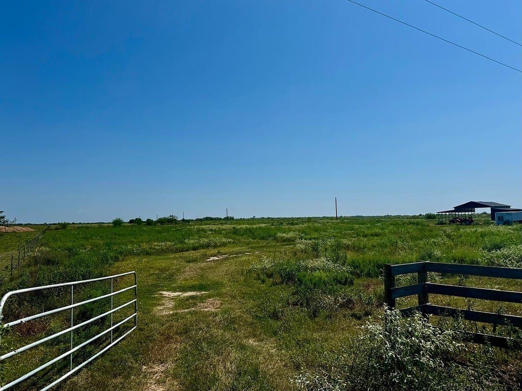 1993 FM 2761 Road