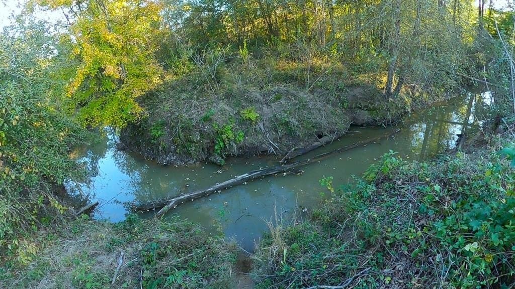 27.02 acres in Upshur County - photo 4