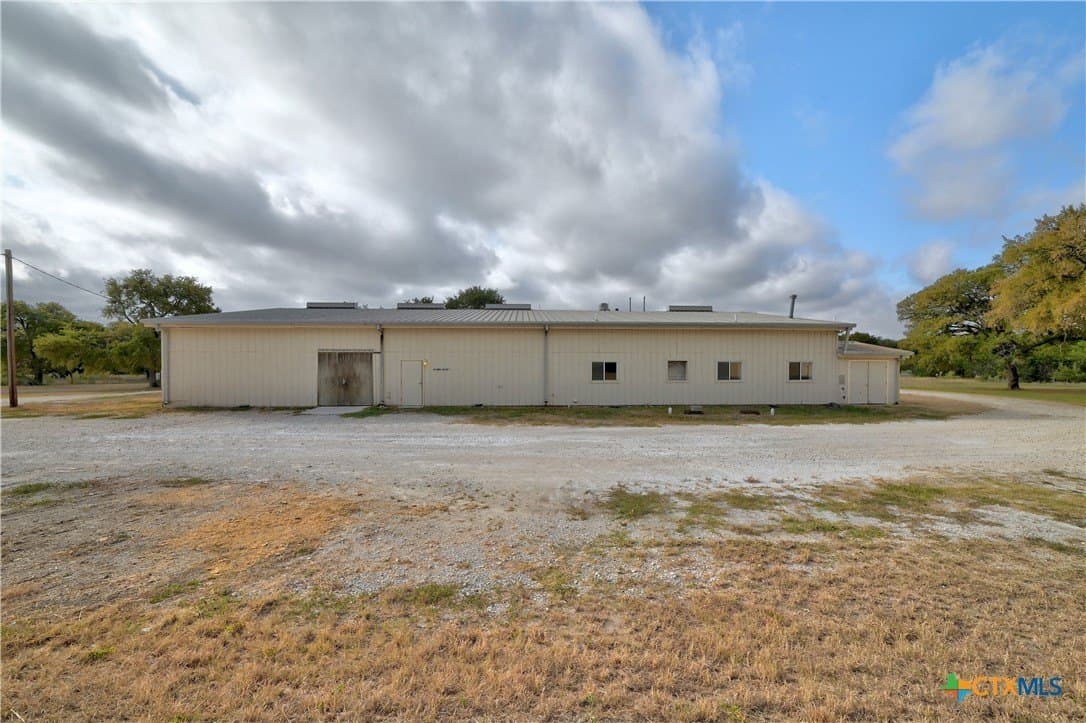 10 acres in Hays County - photo 19