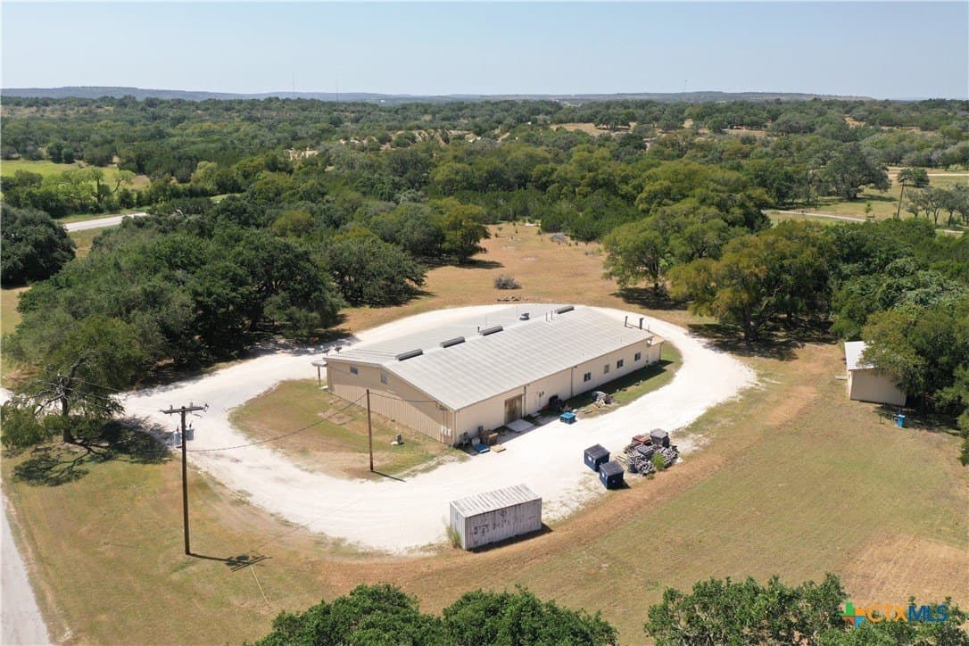 10 acres in Hays County - photo 9