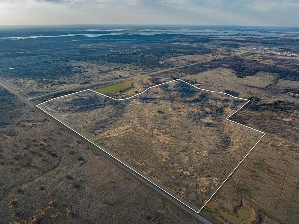 141.71 acres in Stephens County - photo 12