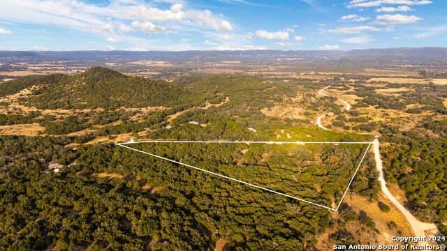 10 acres in Bandera County - photo 9