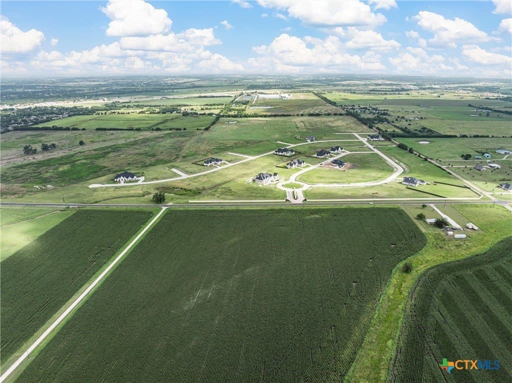 0.71 acres in McLennan County - photo 4