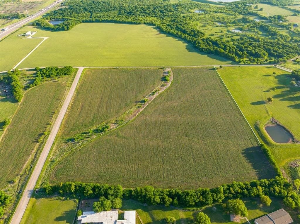 29.22 acres in Hill County - photo 2