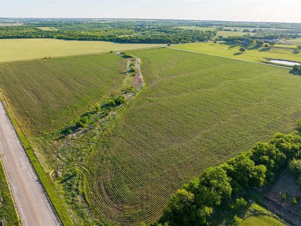 29.22 acres in Hill County - photo 3