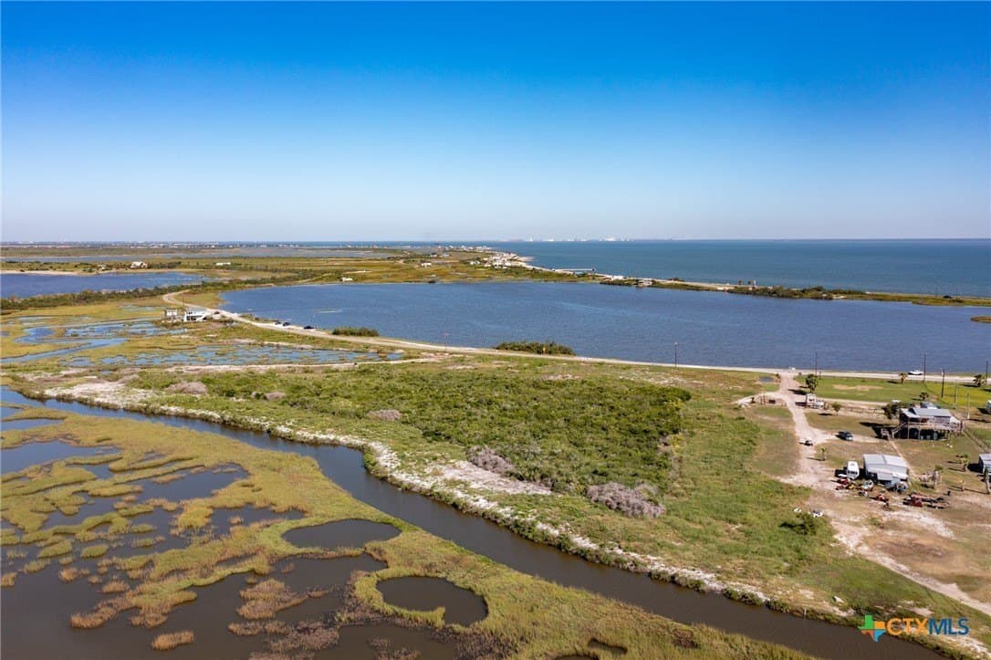 1.38 acres in Calhoun County - photo 5