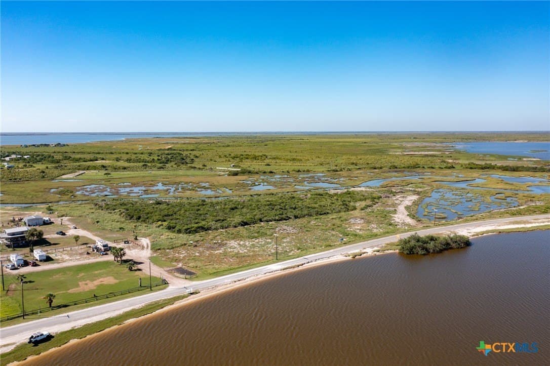 1.38 acres in Calhoun County - photo 4