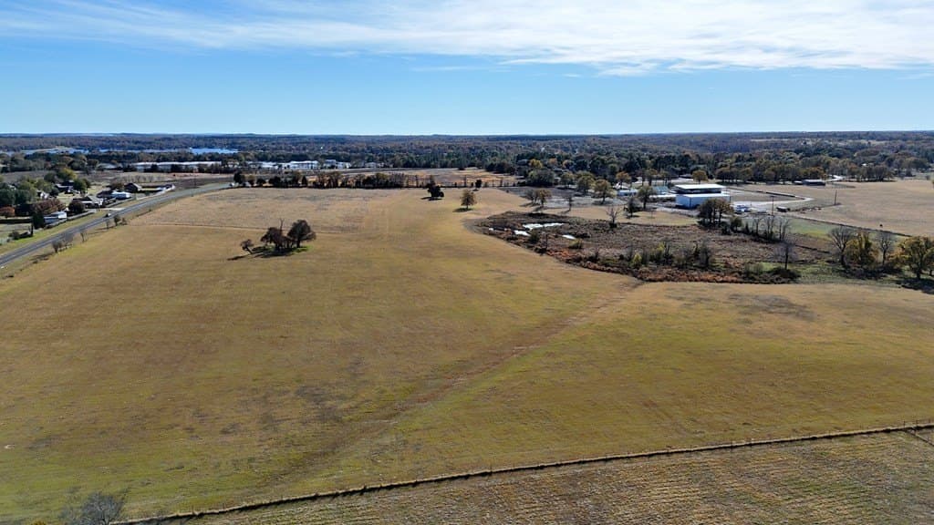 41.17 acres in Henderson County - photo 5