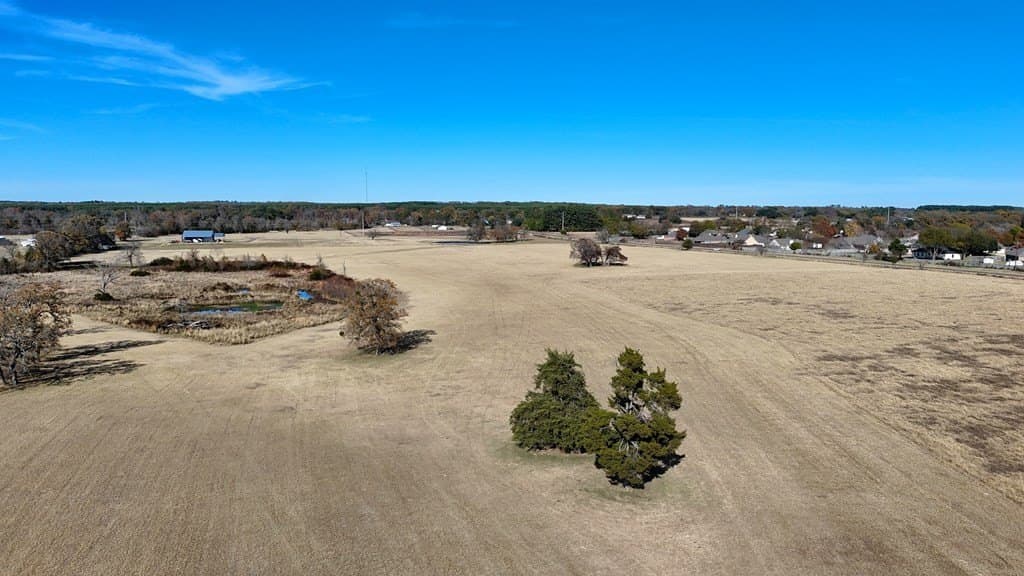 41.17 acres in Henderson County - photo 6