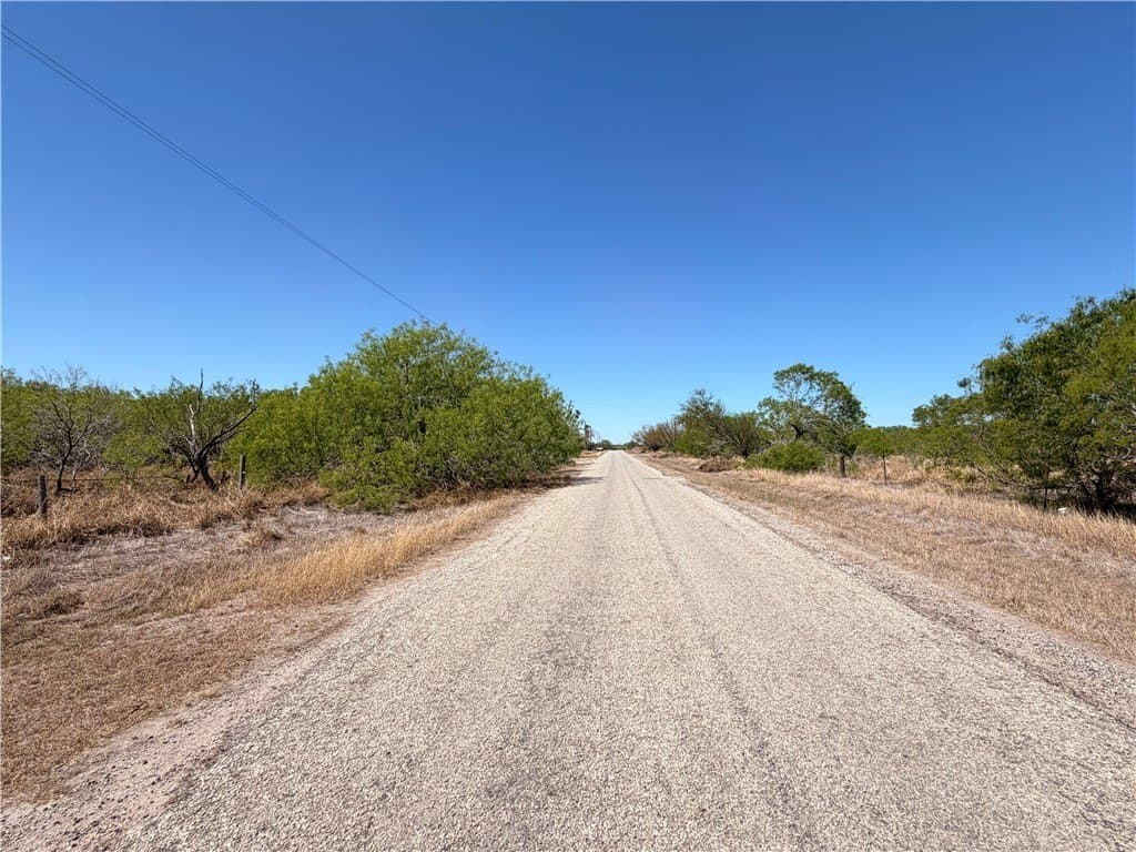 5.01 acres in Nueces County - photo 5