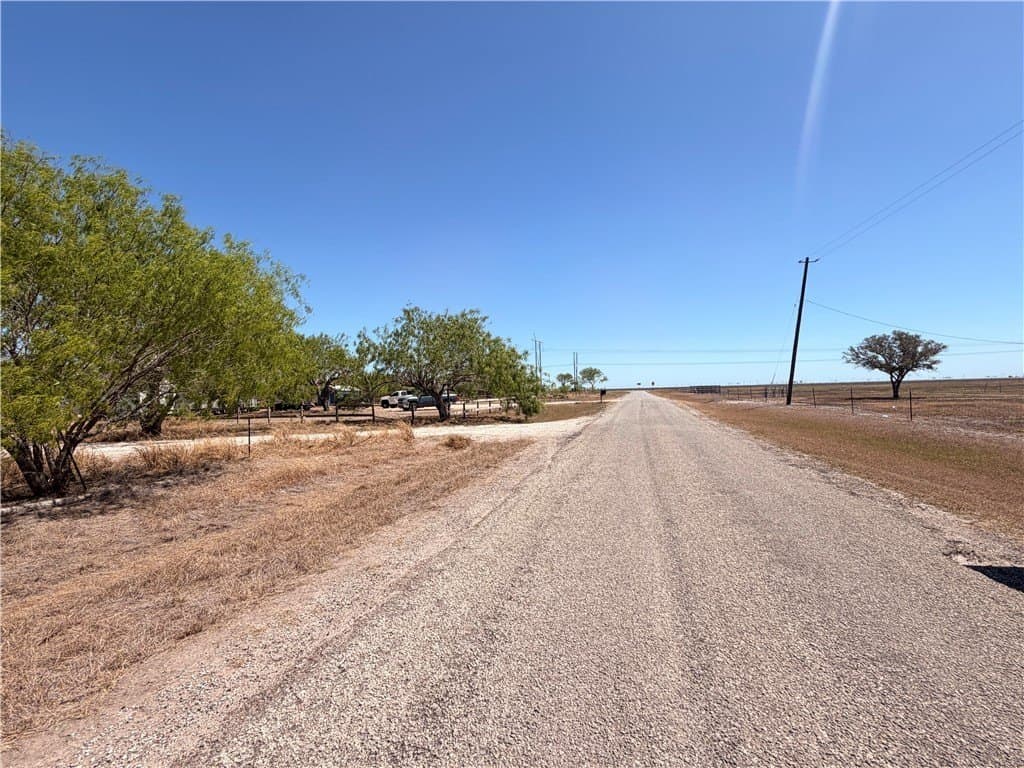 5.01 acres in Nueces County - photo 6