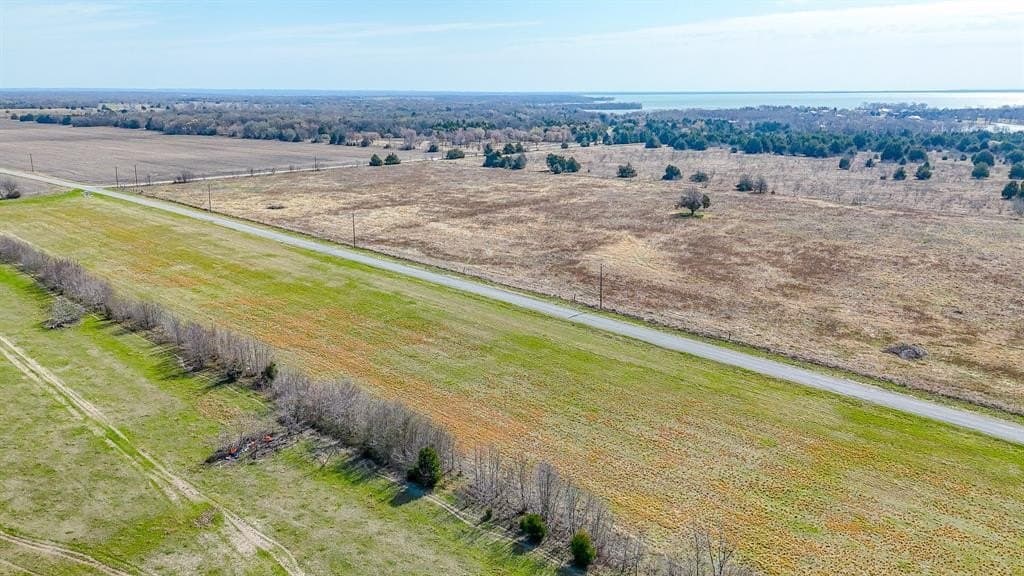 1.11 acres in Navarro County - photo 14