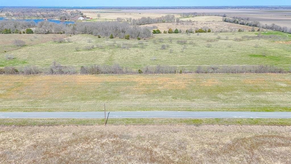 1.11 acres in Navarro County - photo 6