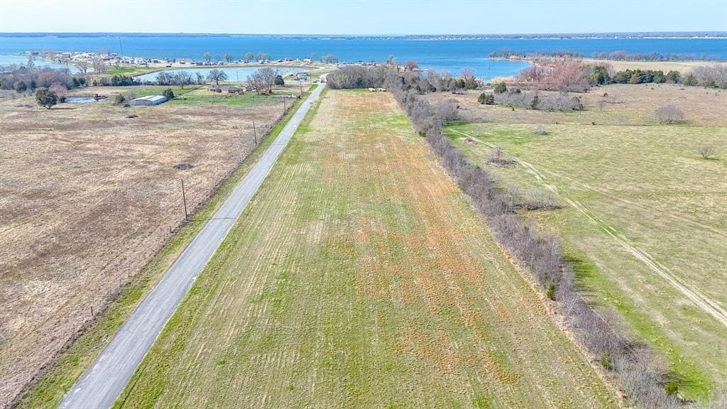 1.11 acres in Navarro County - photo 13