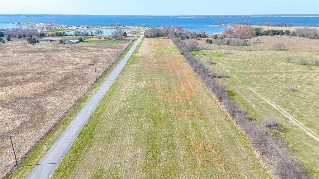 1.11 acres in Navarro County - photo 12