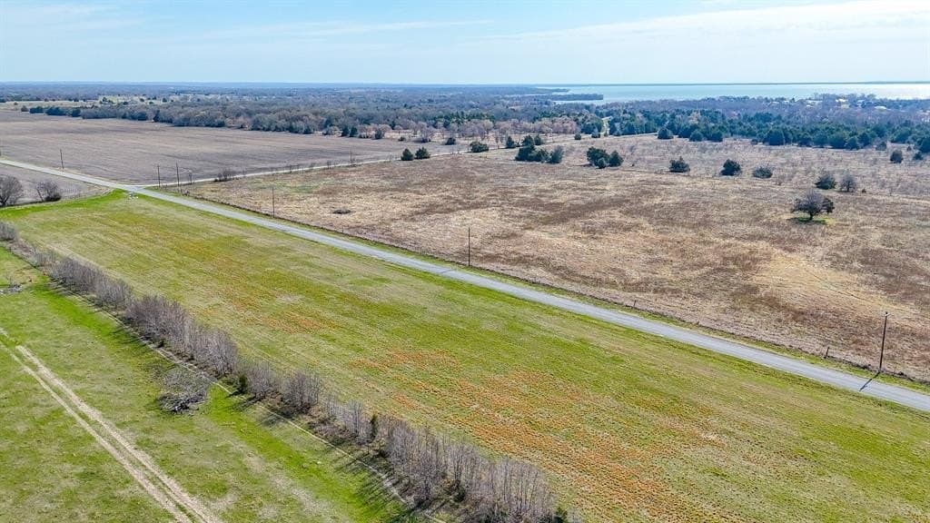 1.11 acres in Navarro County - photo 16