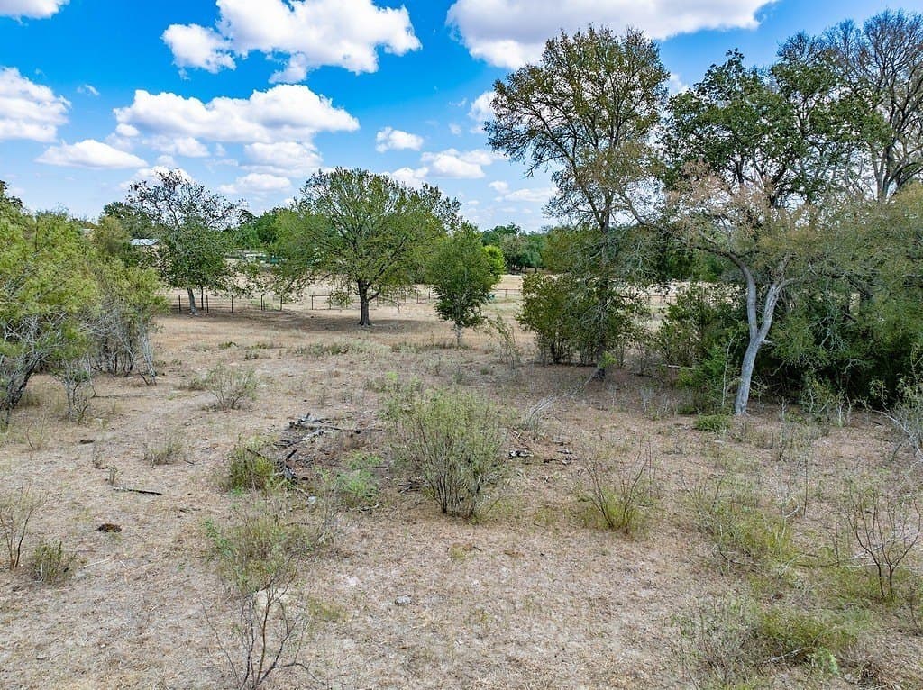 5.71 acres in Fayette County - photo 5