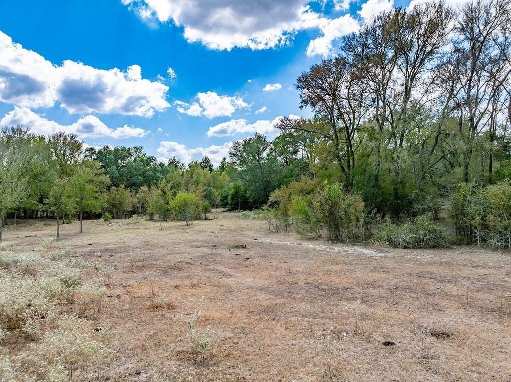 5.71 acres in Fayette County - photo 12
