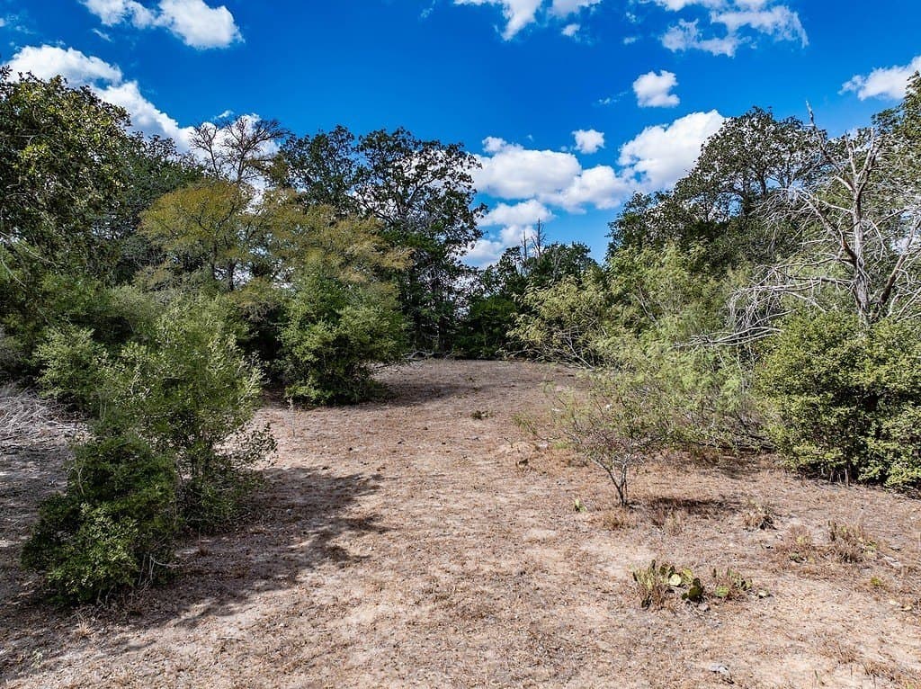 5.71 acres in Fayette County - photo 8