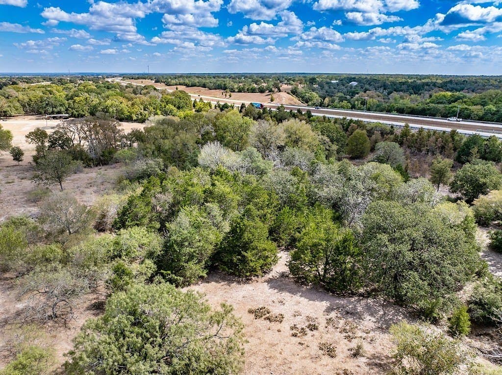 5.71 acres in Fayette County - photo 7