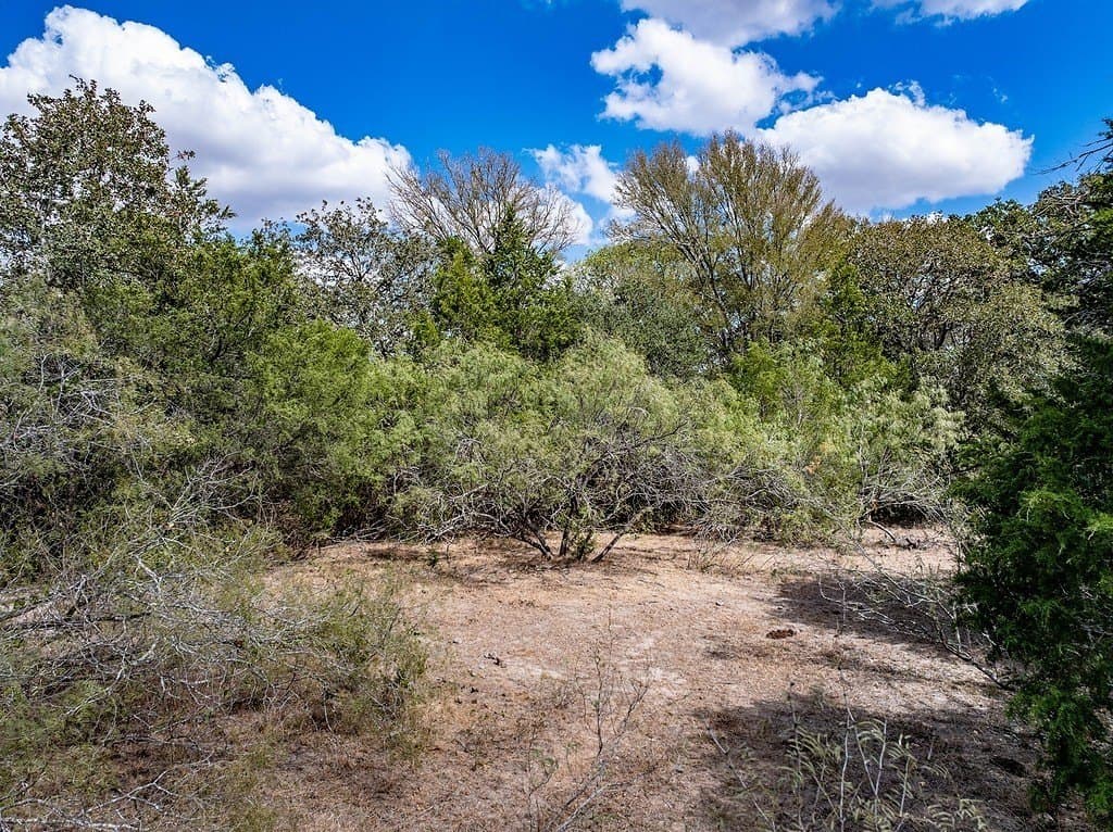 5.71 acres in Fayette County - photo 9