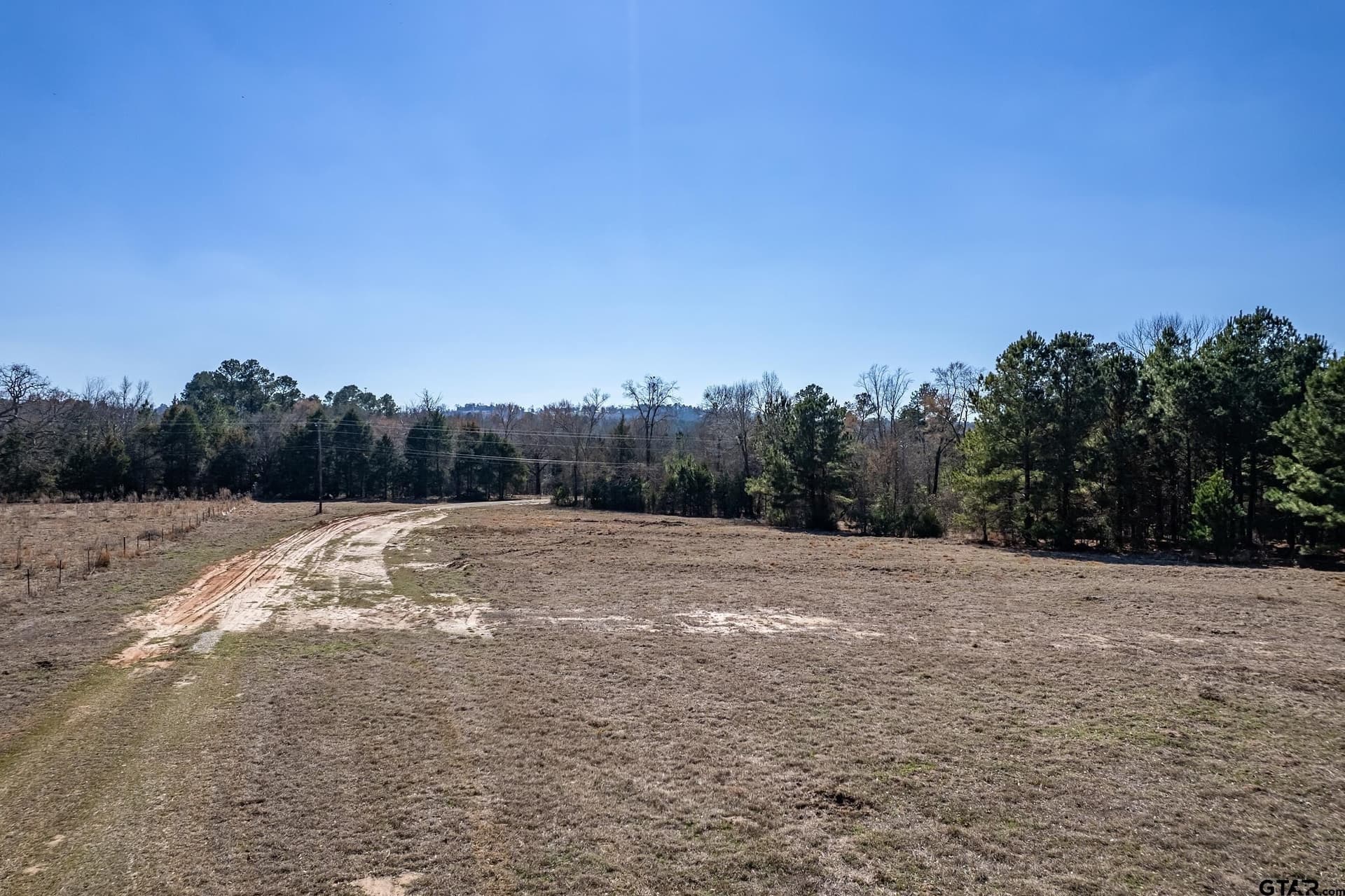143.68 acres in Smith County - photo 13
