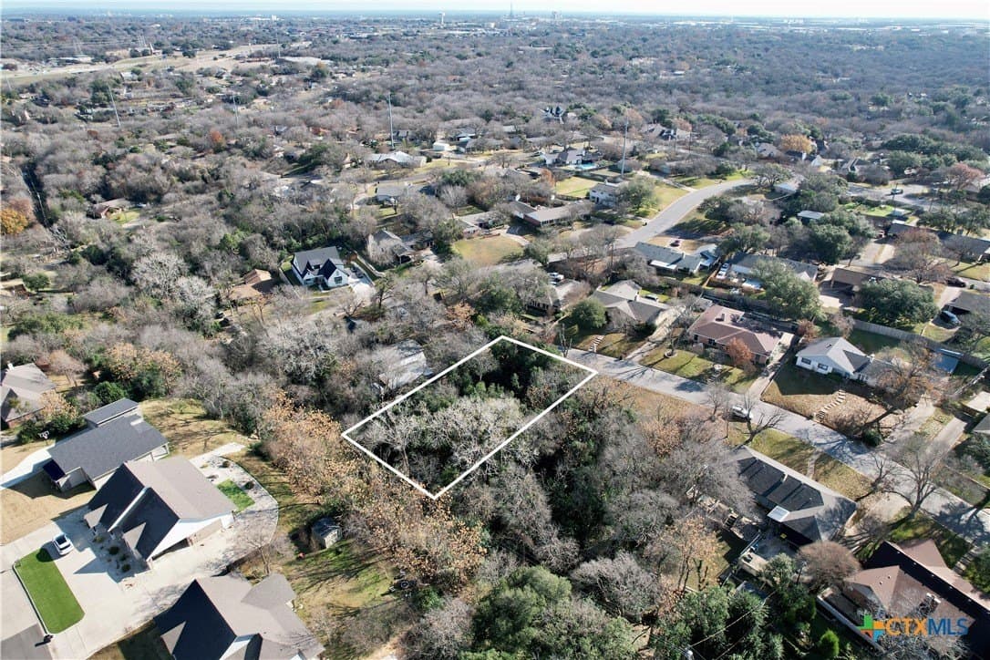 0.4 acres in McLennan County - photo 4