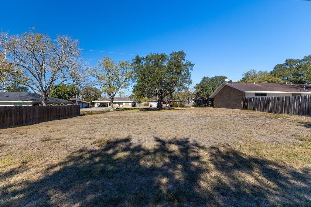 0.16 acres in Fayette County - photo 4