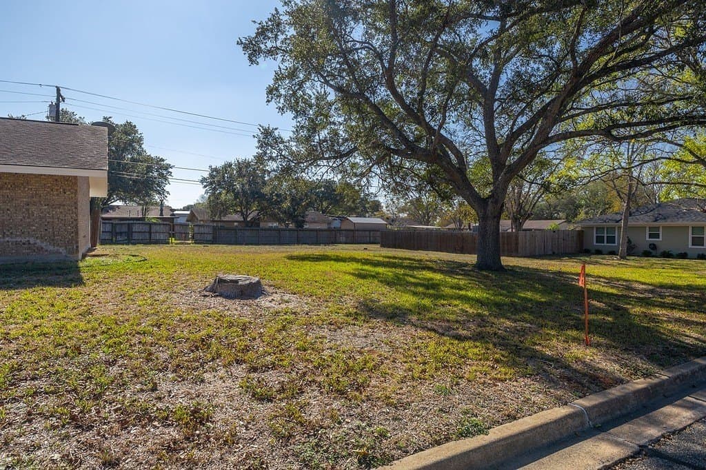 0.16 acres in Fayette County - photo 2