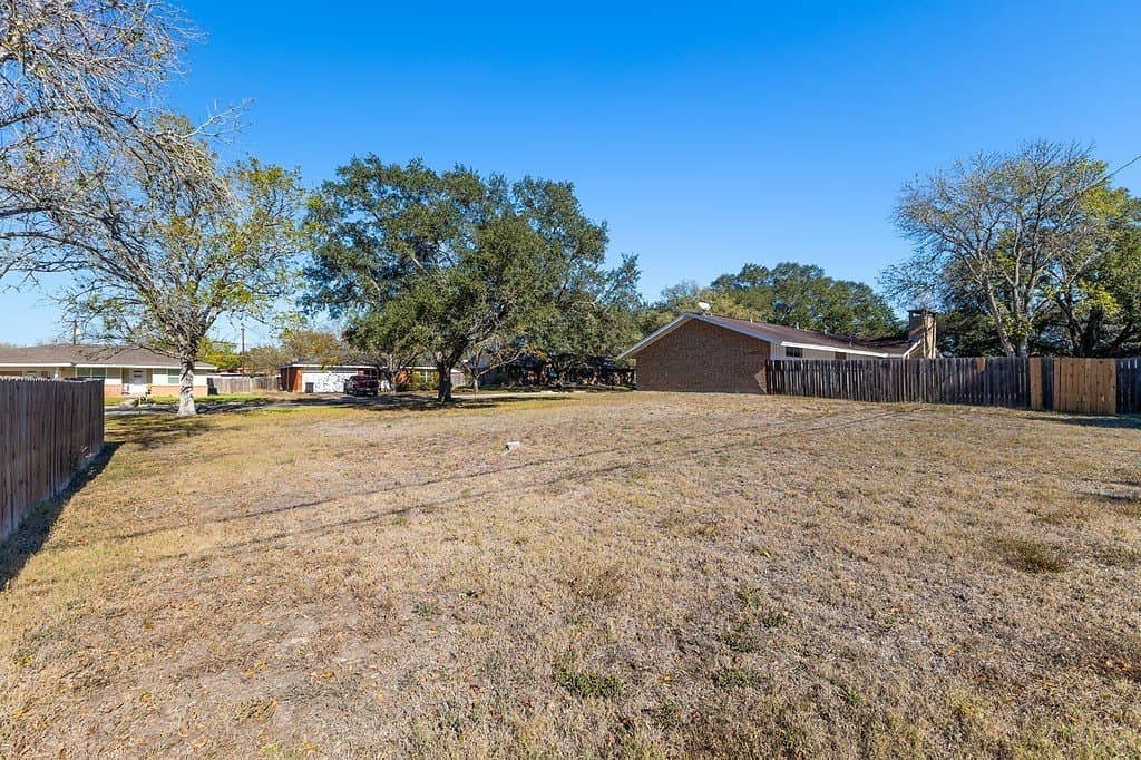 0.16 acres in Fayette County - photo 5