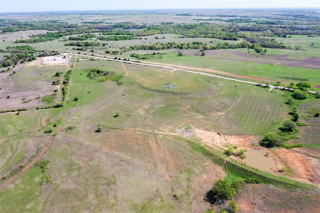 12.51 acres in Wise County - photo 9