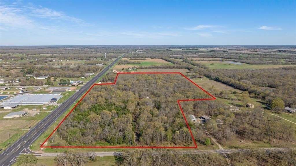 30.35 acres in Lamar County - photo 5