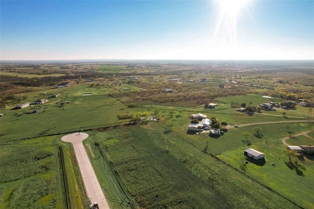 12.84 acres in Ellis County - photo 32
