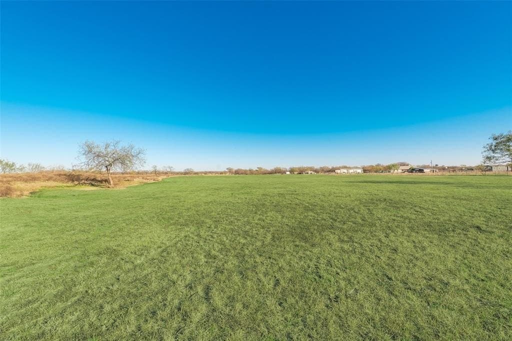 12.84 acres in Ellis County - photo 25
